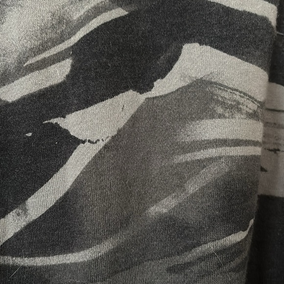 Torrid Women’s Plus Size Sweatshirt Crewneck, black/gray, 1X - Picture 2 of 6